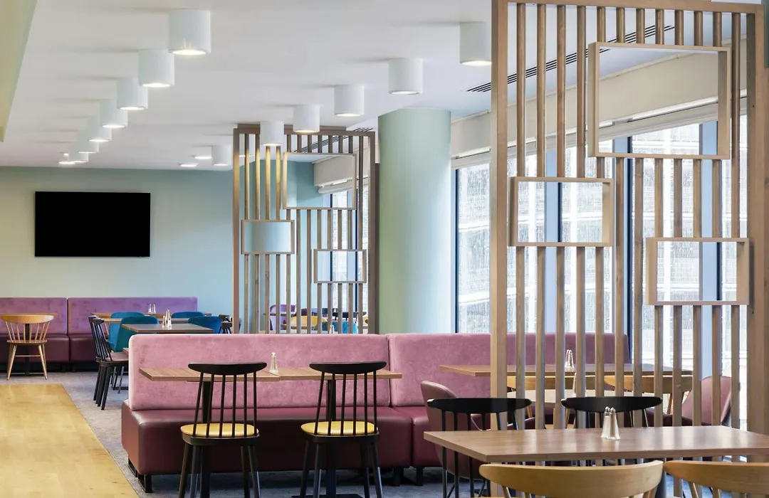 Hampton By Hilton London Gatwick Airport-1