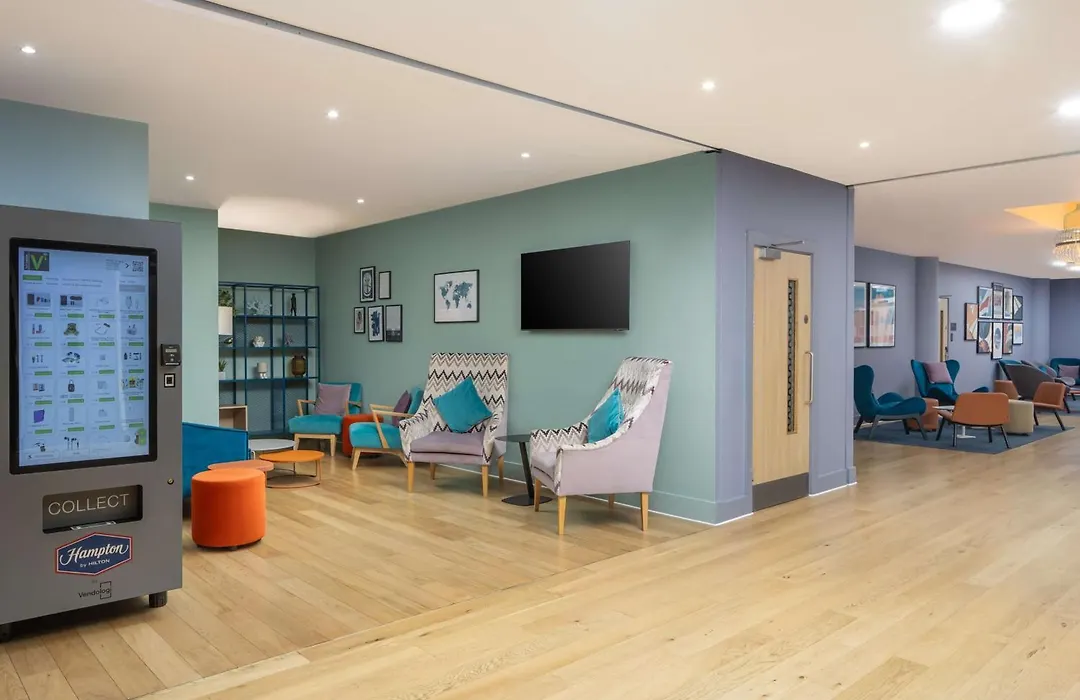 Hampton By Hilton London Gatwick Airport-1